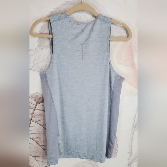 Nike men's dri-fit tank sleeveless gray shirt size medium - Picture 4 of 4